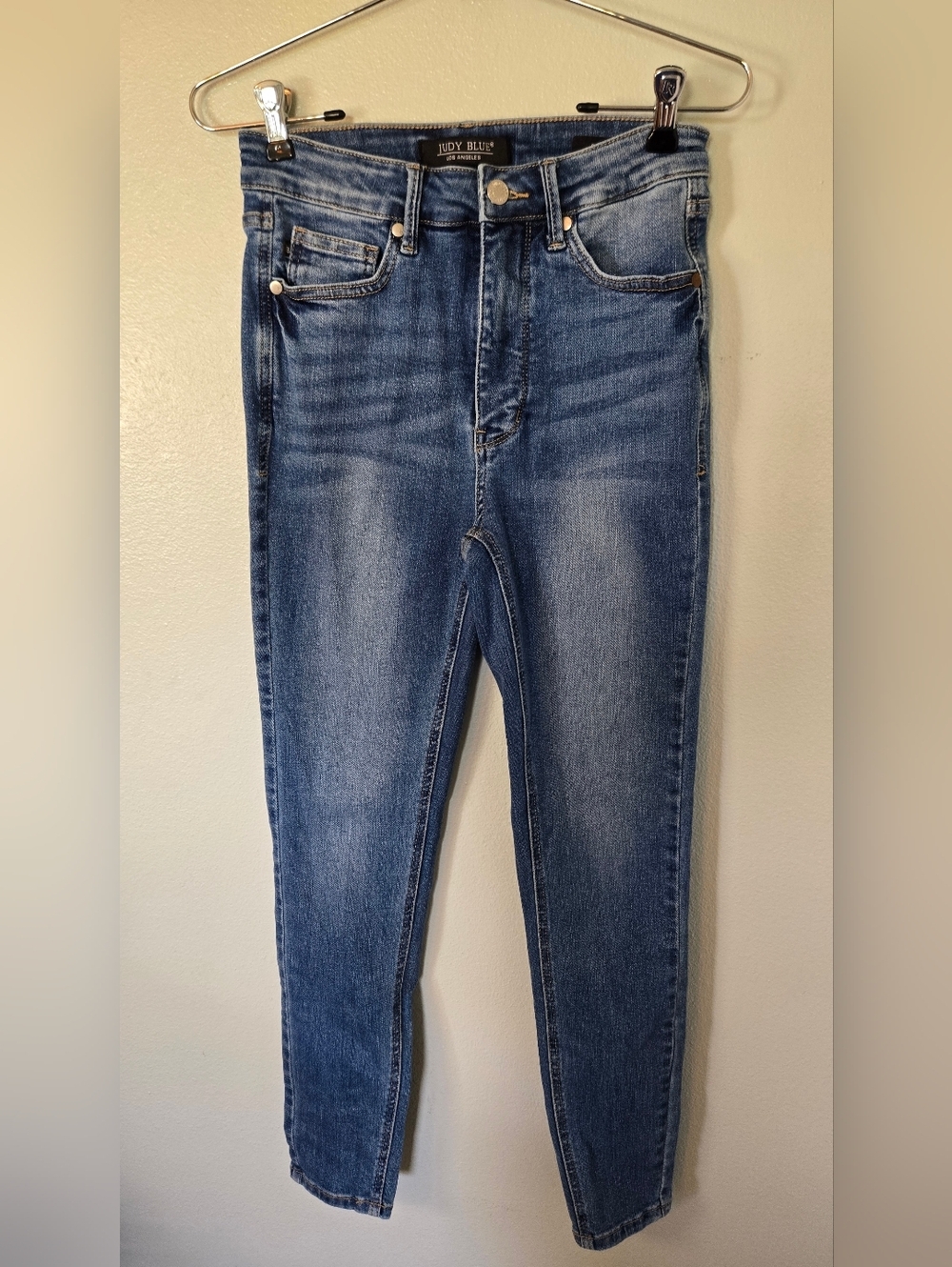 Judy Blue | Medium Wash High Rise Skinny Jeans Size 3/26